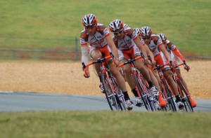 Emprender en equipo o en solitario