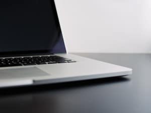 ¿Tiene la validez legal una Factura envaida por correo electrónico?