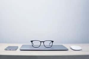 ¿ Qué impuestos pueden aparecer en una Factura de Venta ?