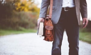 ¿ Cómo realizar una factura como Profesor Autónomo ?